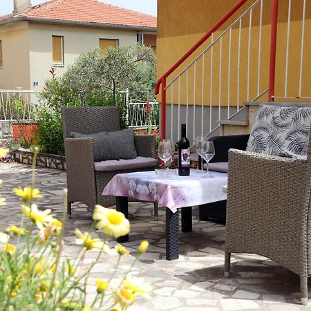 Apartman Modry Pula Exterior photo