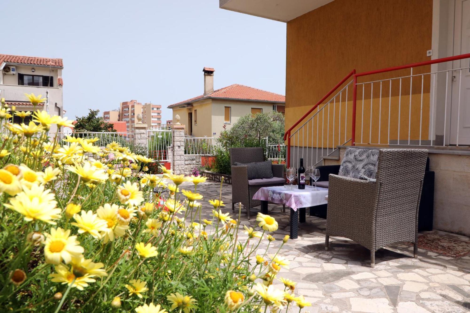 Apartman Modry Pula Exterior photo