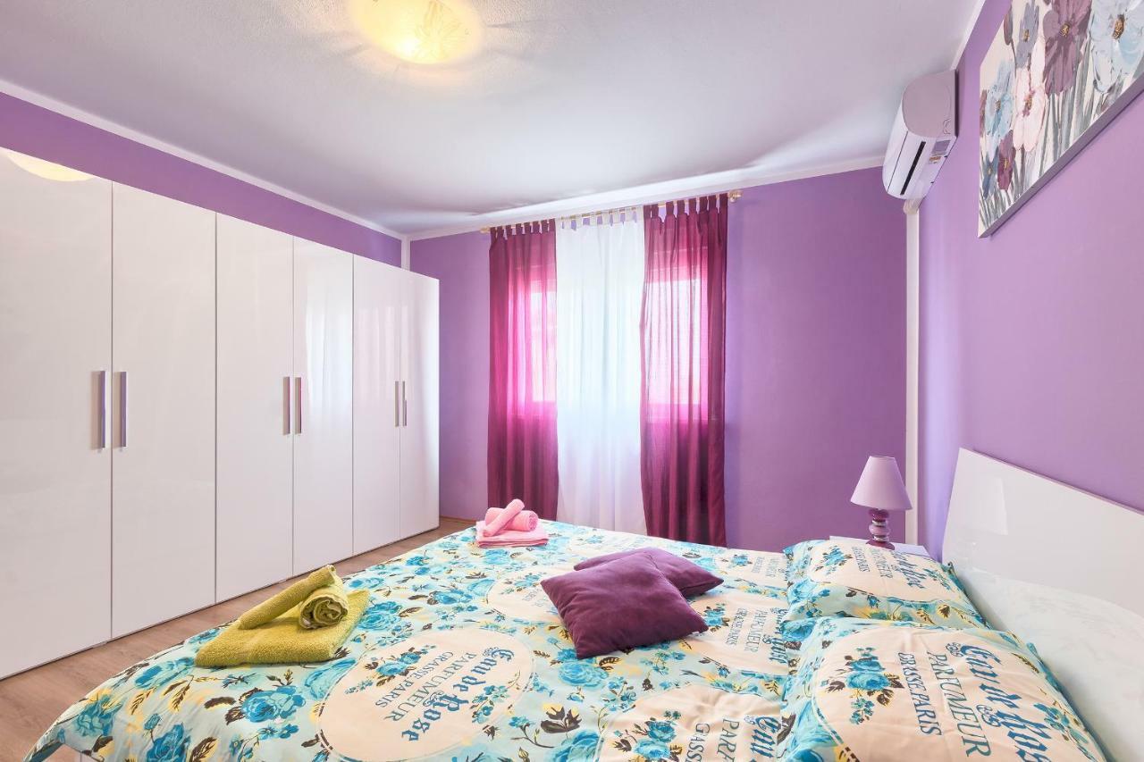 Apartman Modry Pula Exterior photo