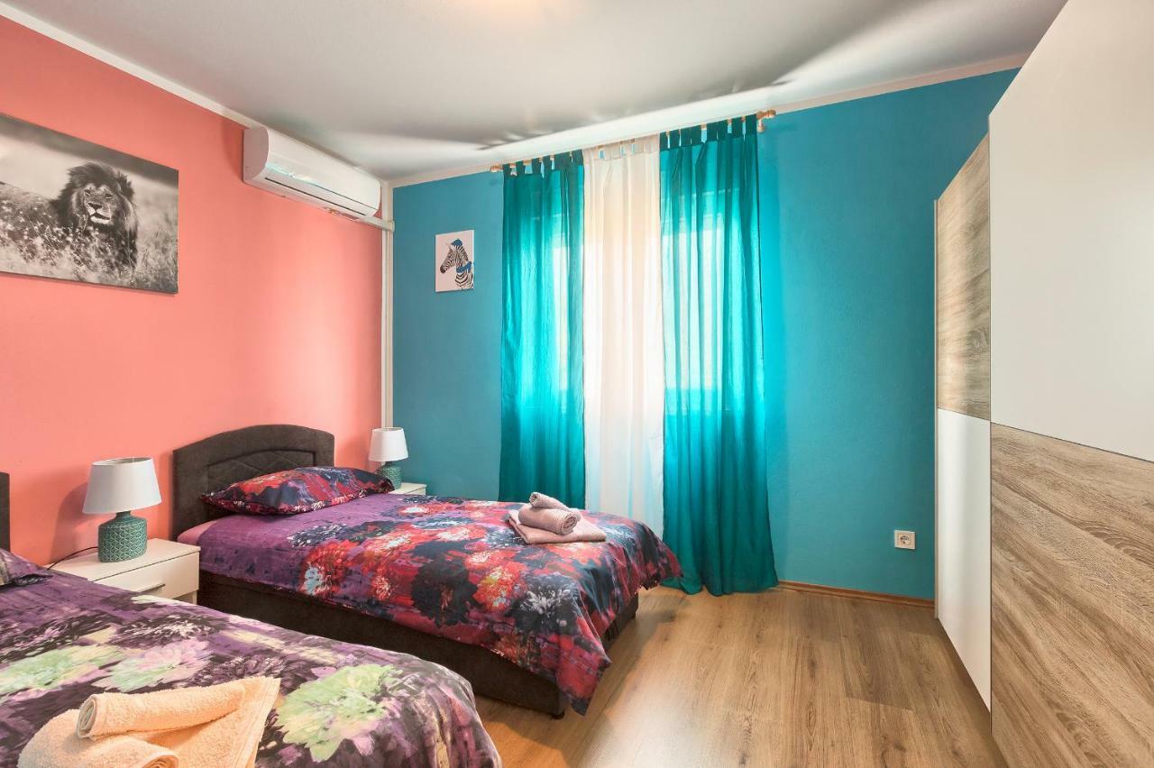 Apartman Modry Pula Exterior photo