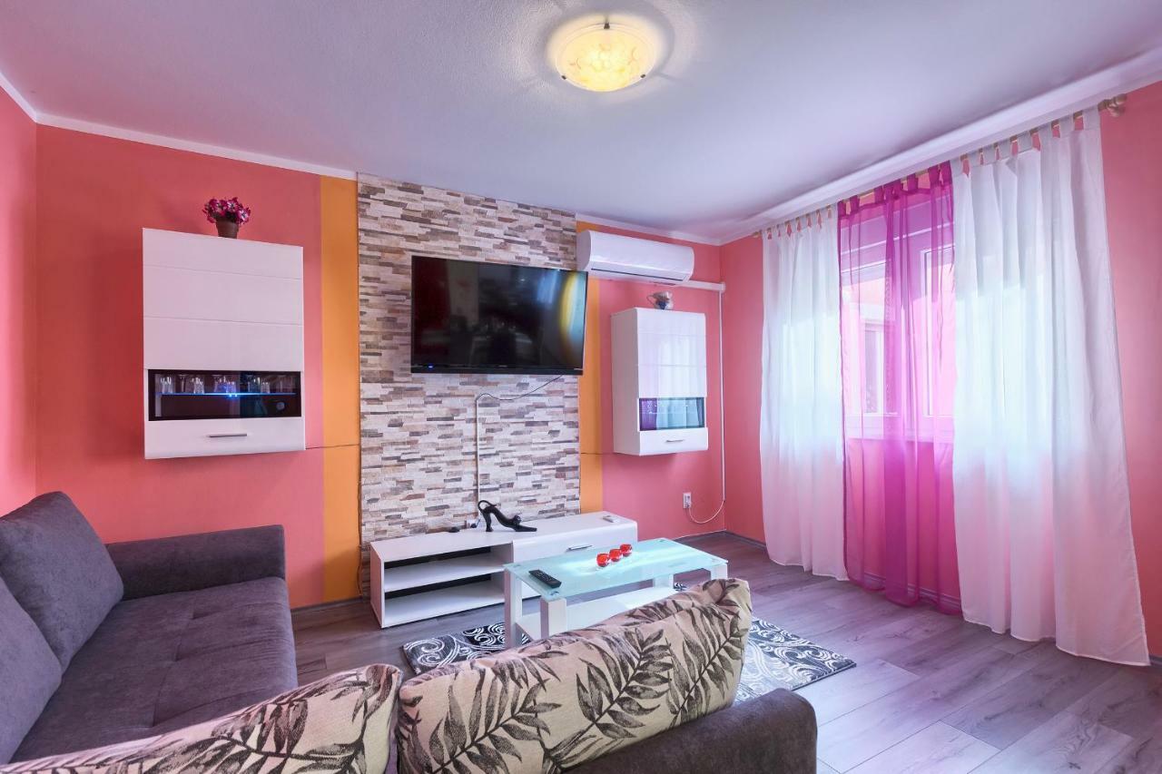 Apartman Modry Pula Exterior photo